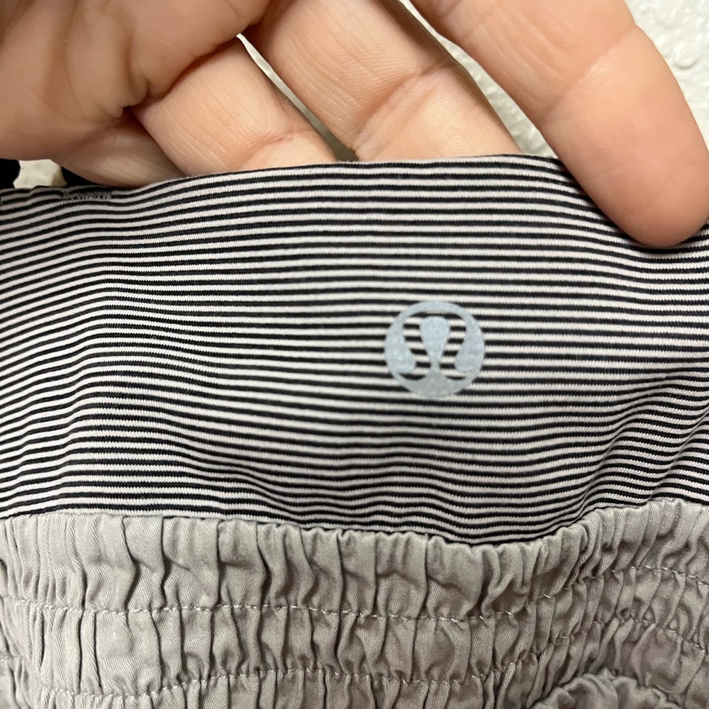 🍋 LULULEMON Bliss Tank Top Size 6 - Picture 15 of 16